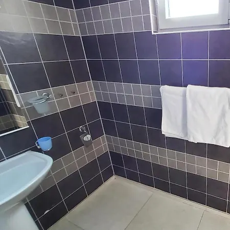 Appartement Inviting 7 Sleeps 4 Guests Split
