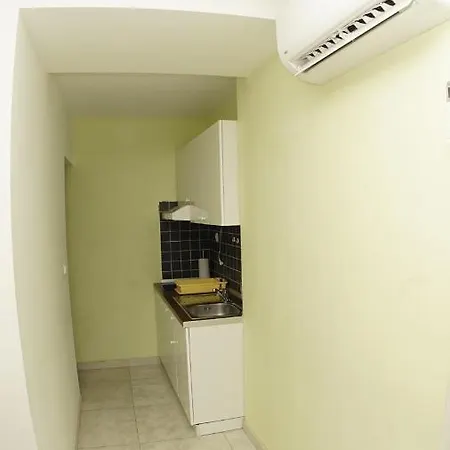 Inviting 7 Sleeps 4 Guests Appartement *