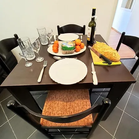 Inviting 7 Sleeps 4 Guests Appartement *